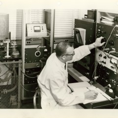 Borg-Warner-Research-Center_Thermoelectric_Investigator_14