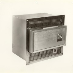 Borg-Warner-Research-Center_Thermoelectric_Refrigerator_Norge_1962__10775_A