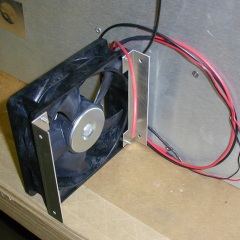 2000-Battery-Compartment-Cooler-DSCN0035-6