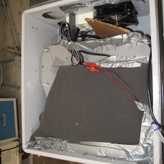 2009-HX-and-air-conditioner-test-on-projector-in-sealed-enclosure-2