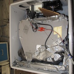 2009-HX-and-air-conditioner-test-on-projector-in-sealed-enclosure-3